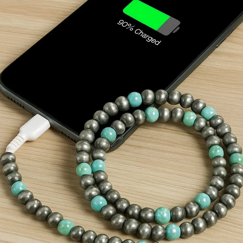 Handgefertigtes Datenkabel im Bohemian-Stil mit Perlen