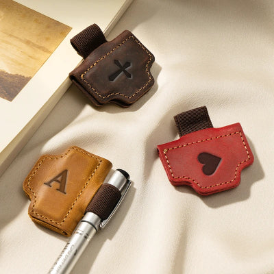 Personalisiertes magnetisches Lesezeichen aus Leder für Stiftehalter