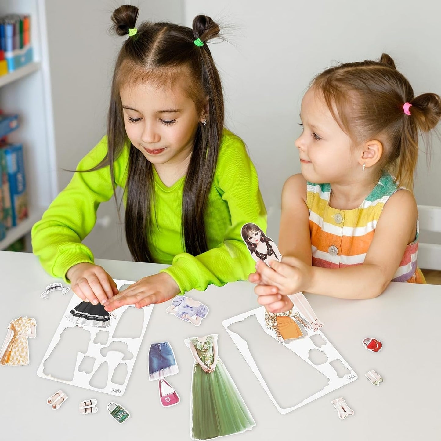 Magnetisches Ankleidespiel für Babys (Kinderspielzeug)