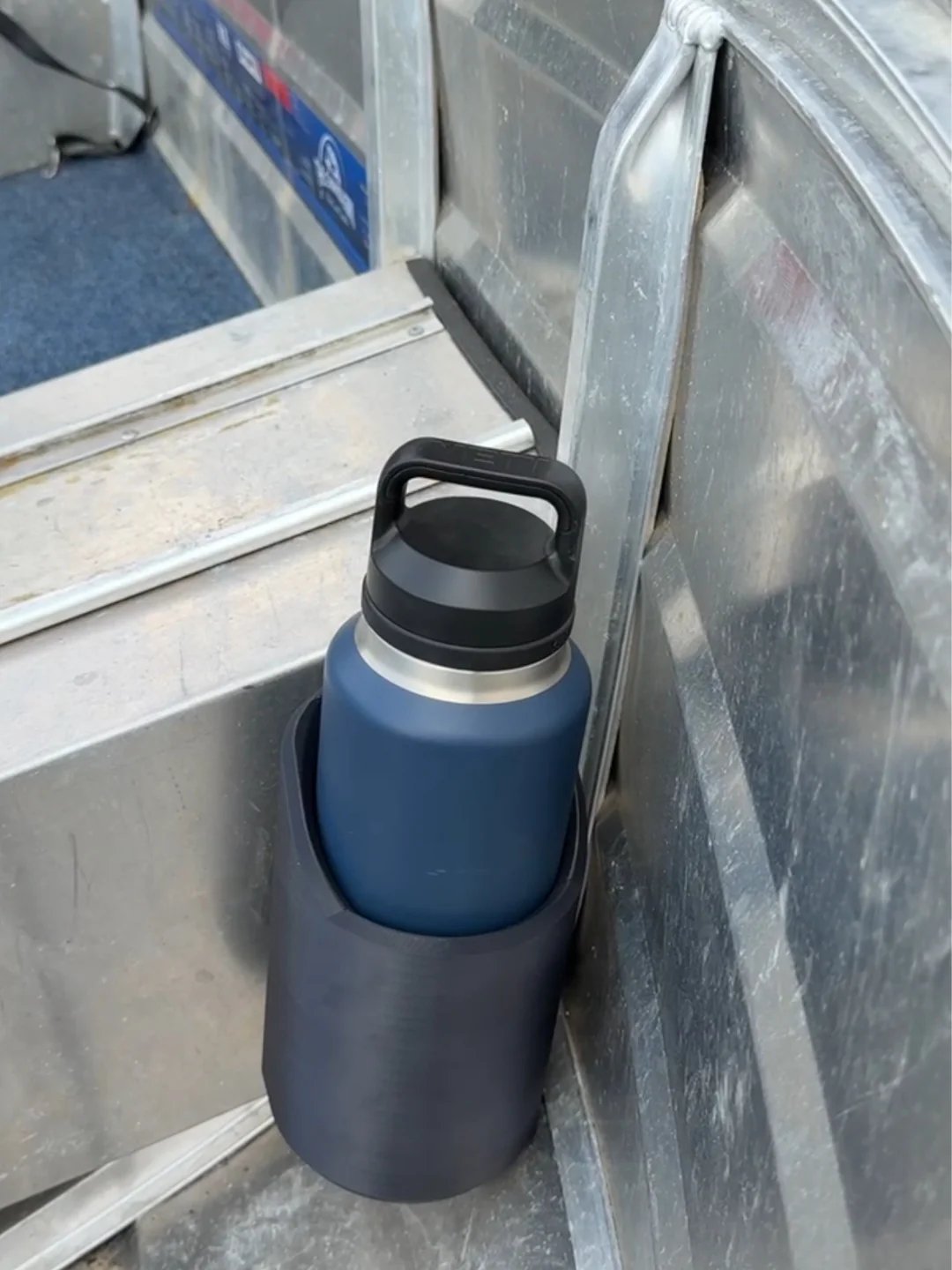 Magnetische Flaschenhalterungen