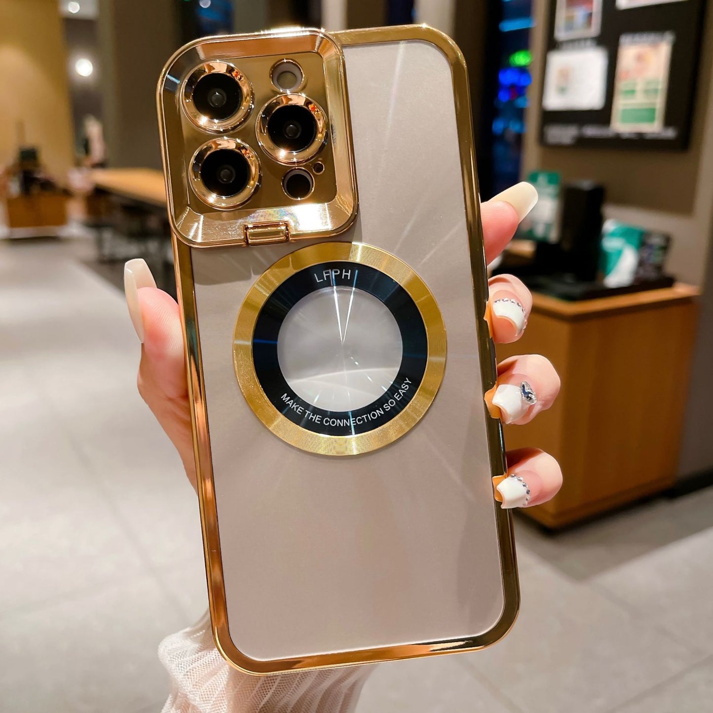Magnetische iPhone-Hülle mit Objektivhalterung