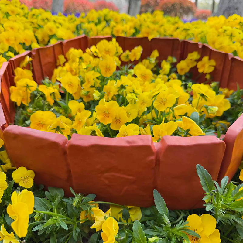 Gartenstützzaun aus Kunststoff