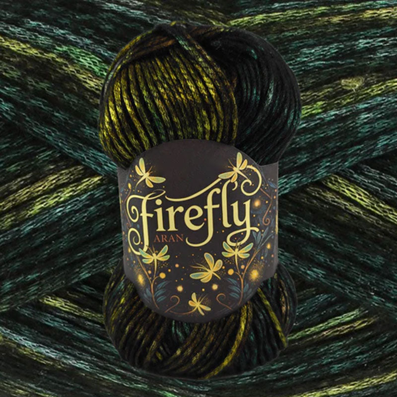 „Firefly“ – Schimmerndes Garn mit irisierendem Glanz: Ein Hauch von Magie in jeder Masche